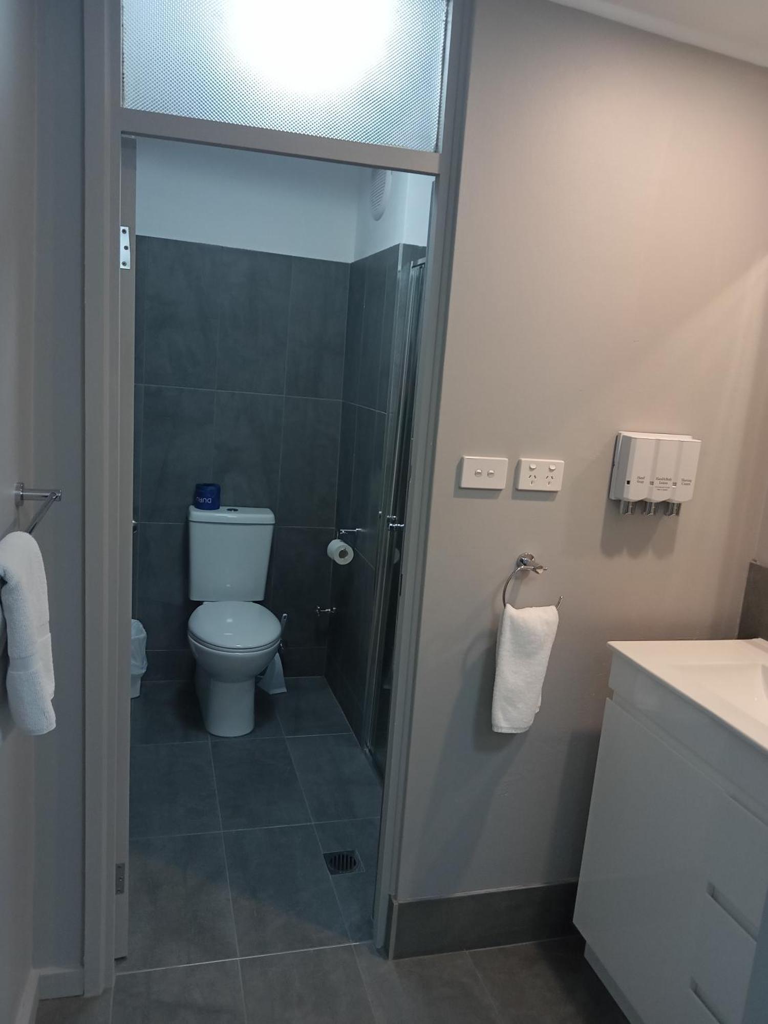Solomon Inn Motel Figtree Wollongong Luaran gambar