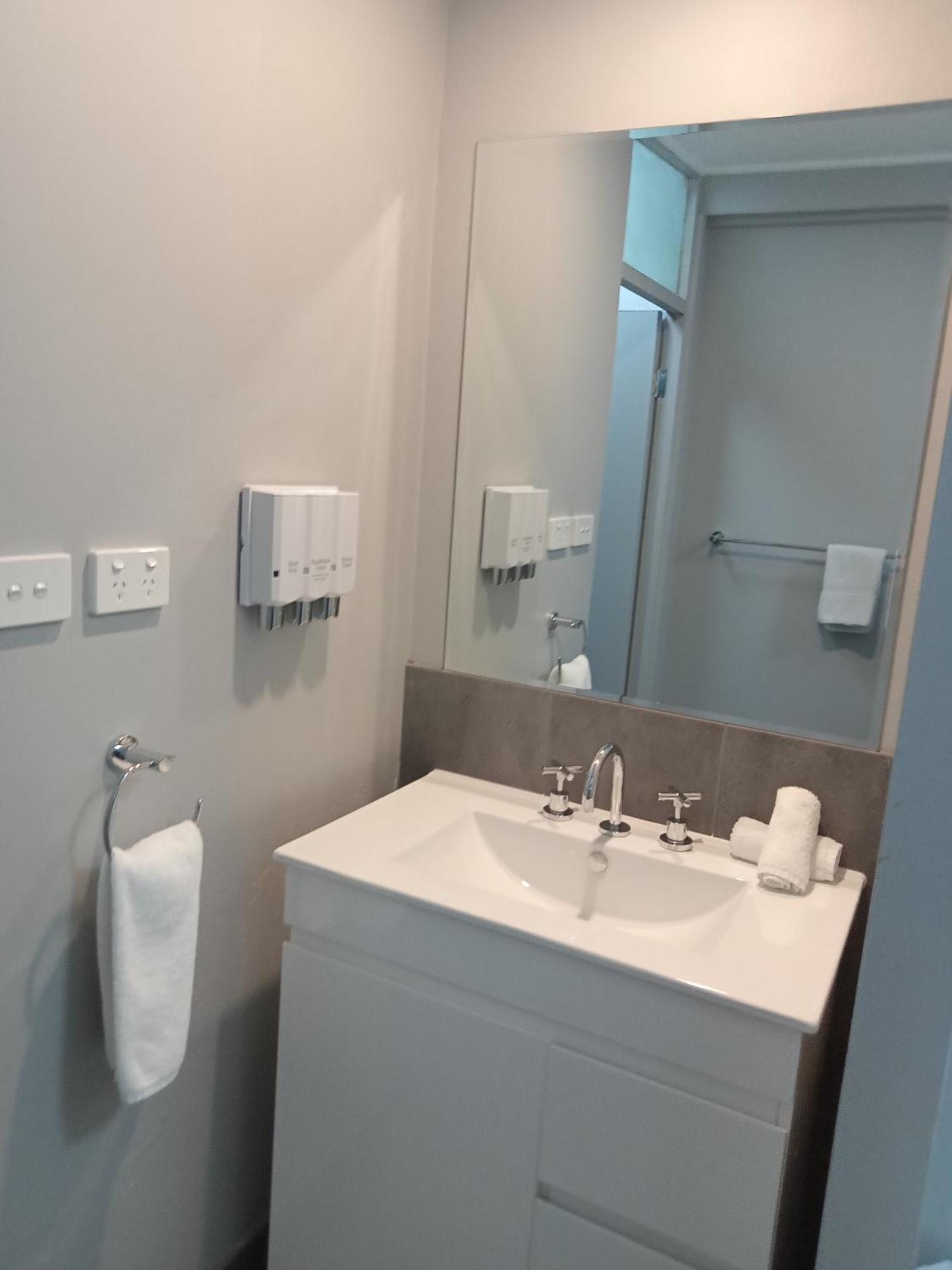 Solomon Inn Motel Figtree Wollongong Luaran gambar