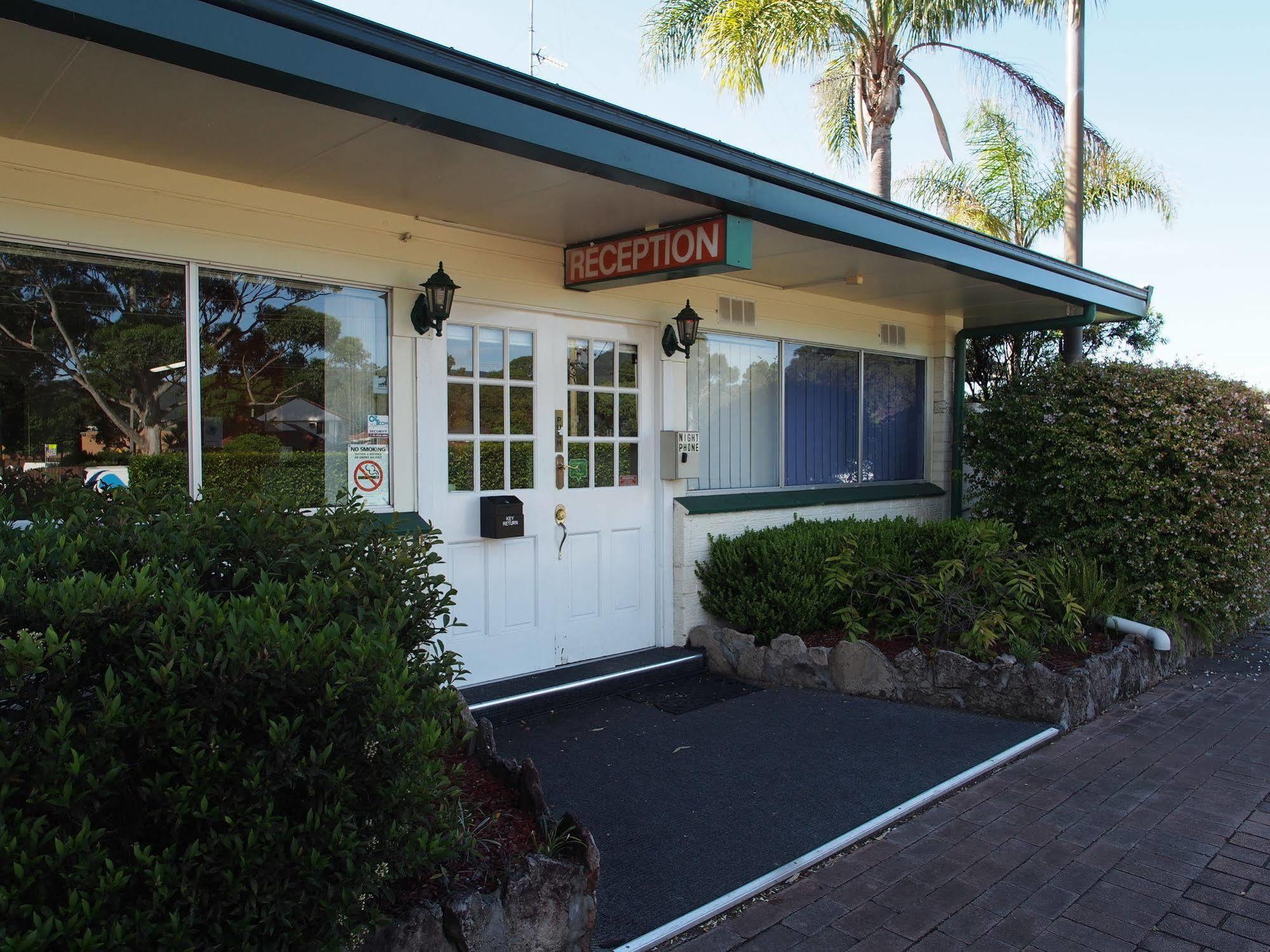 Solomon Inn Motel Figtree Wollongong Luaran gambar